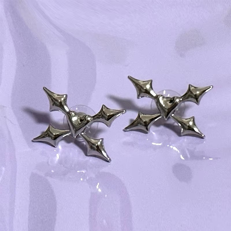 Punk Jewelry Irregular Dagger Thorns Heart Stud Earrings for Women Korean Fashion Charms Earrings Goth Accessories