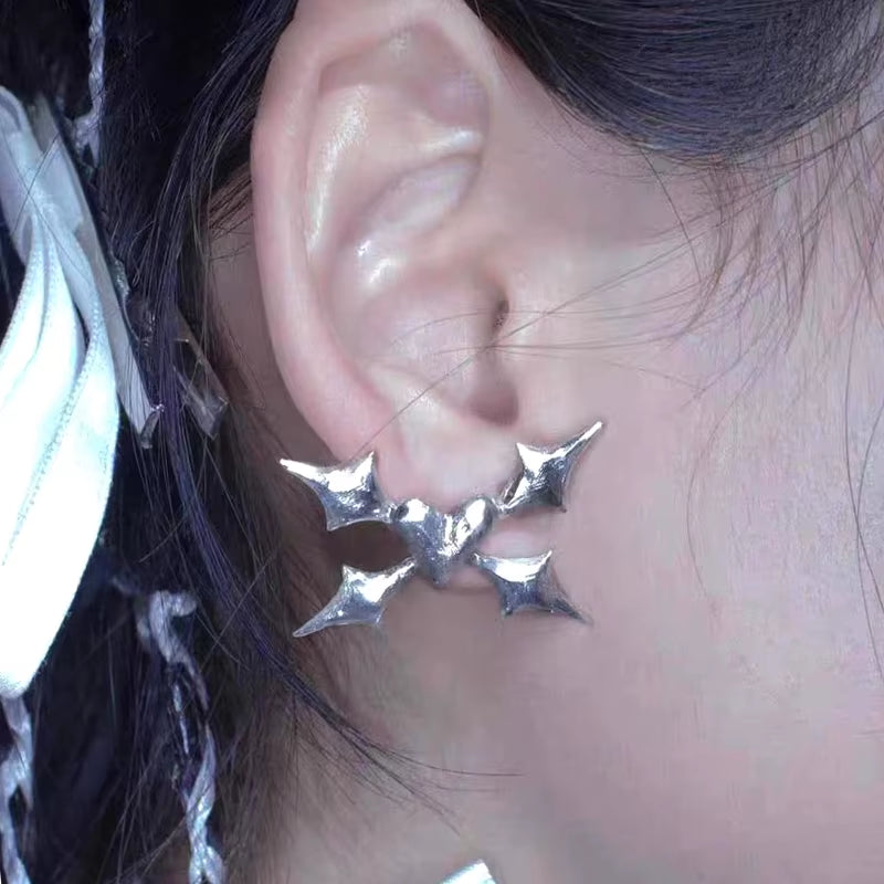 Punk Jewelry Irregular Dagger Thorns Heart Stud Earrings for Women Korean Fashion Charms Earrings Goth Accessories